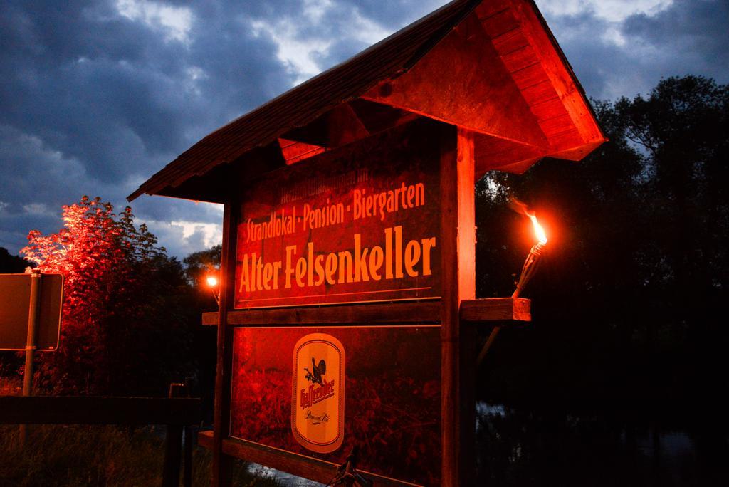 Gasthof Alter Felsenkeller ناومبورغ المظهر الخارجي الصورة